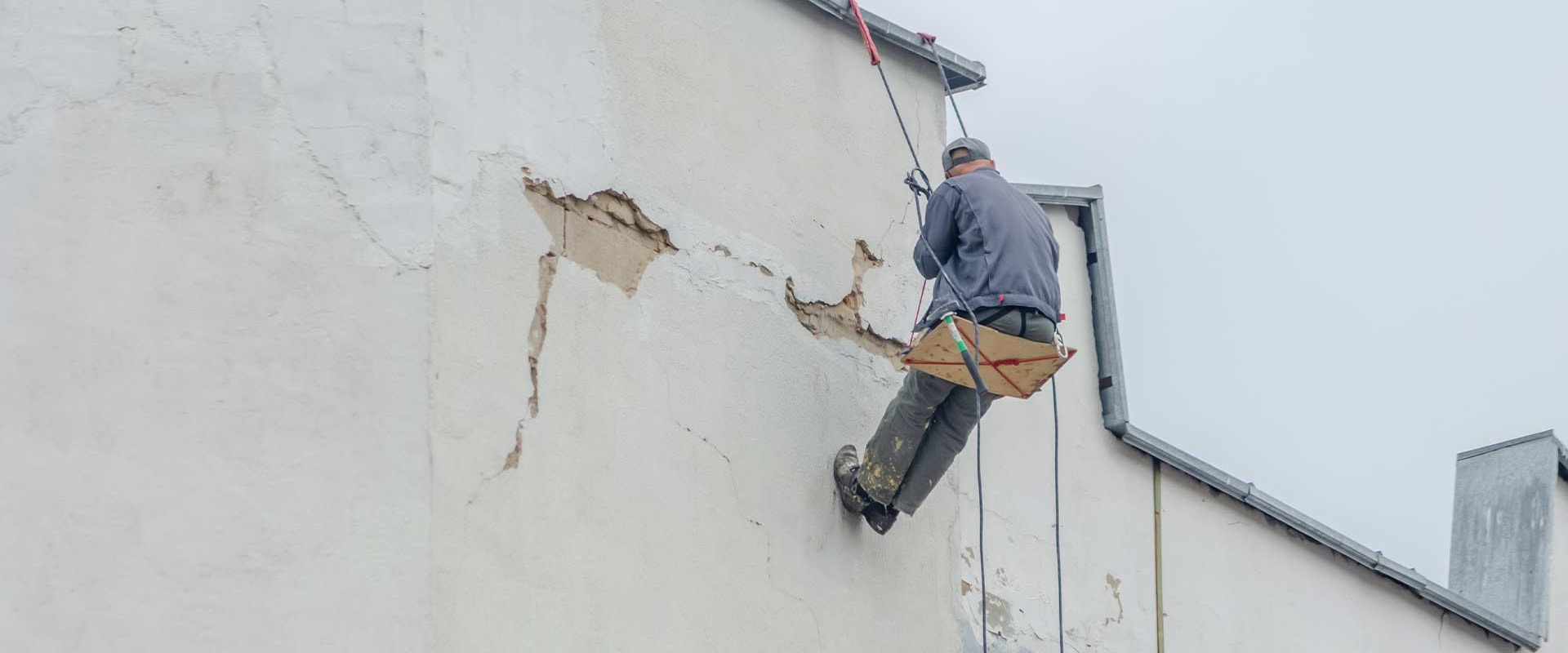 Exterior Wall Crack Repairs: Everything You Need to Know
