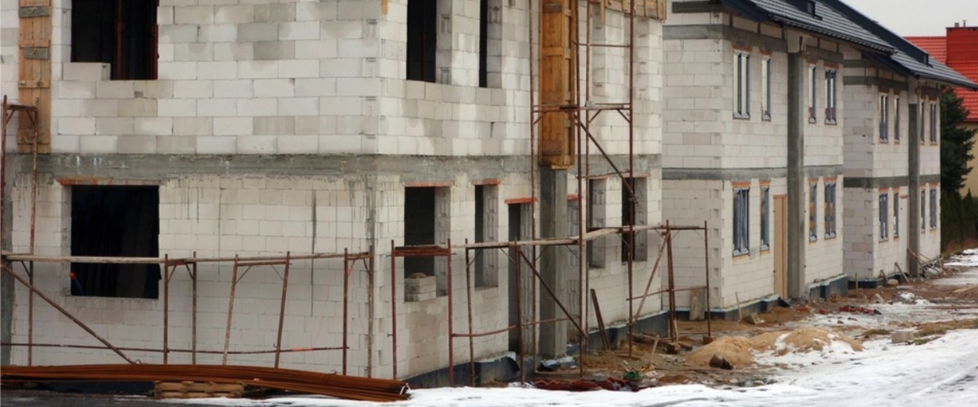 Underpinning with Concrete Piles: A Comprehensive Overview